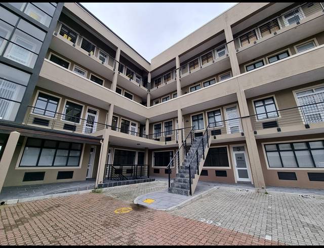 54M² OFFICE TO LET IN CENTURY CITY